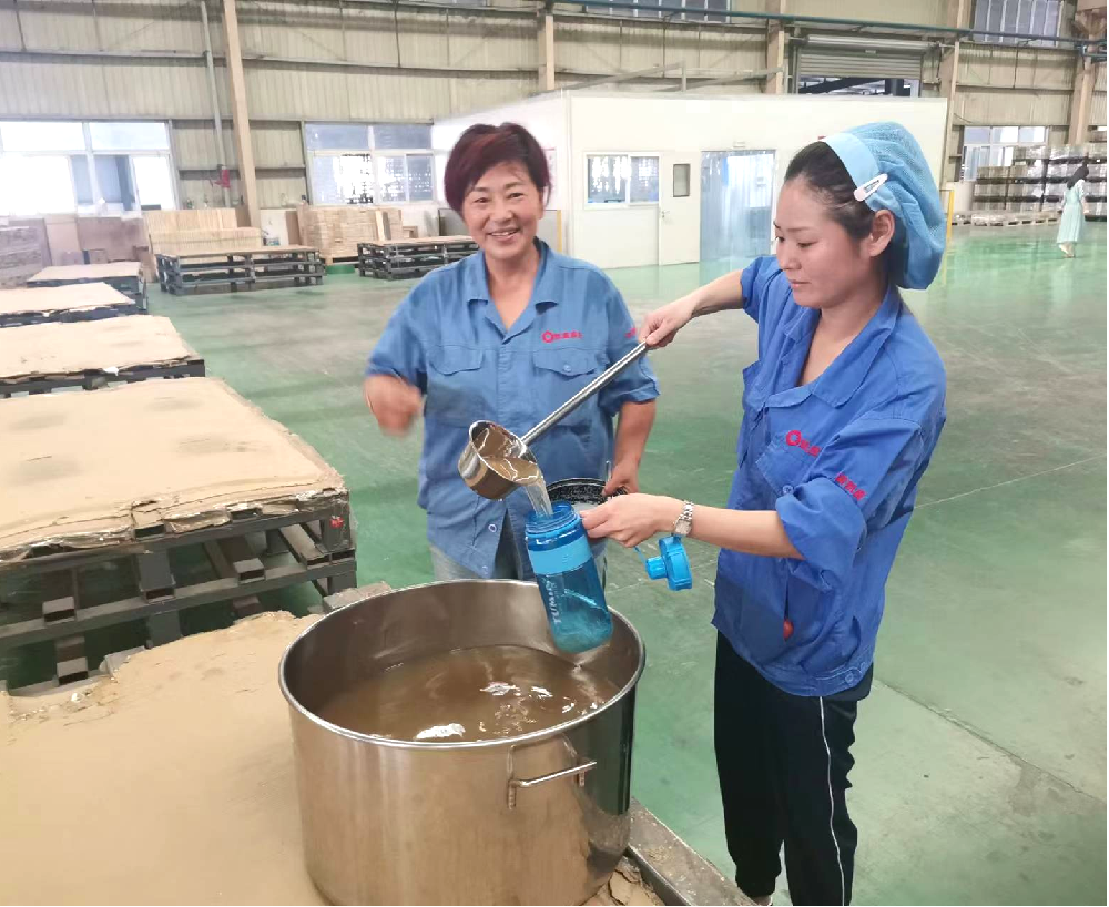 夏季送清涼，關(guān)愛(ài)沁人心