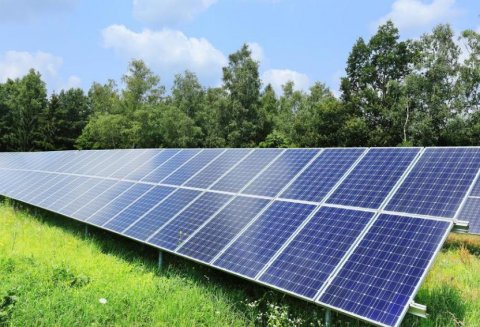 平價(jià)上網(wǎng)大幕開啟，疊瓦組件將成下一看點(diǎn)！